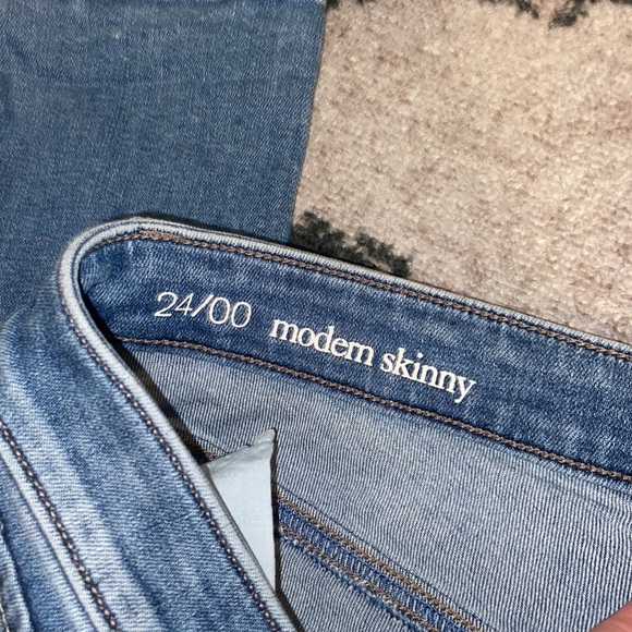 Ann Taylor loft modern skinny jeans 24 - Picture 2 of 4